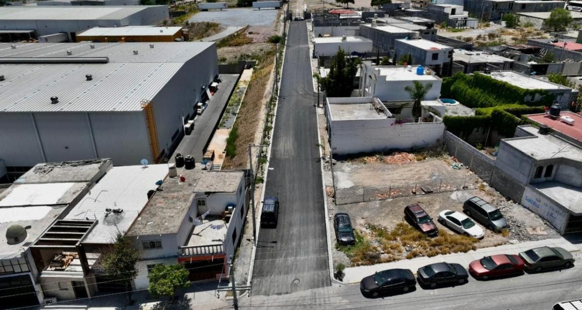 Invierte Saltillo 1.6 mdp en pavimentación de la 8 de Enero