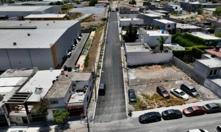 Invierte Saltillo 1.6 mdp en pavimentación de la 8 de Enero