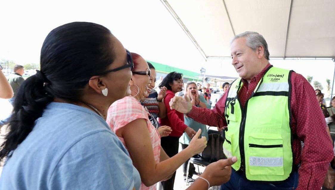 Lleva Chema Fraustro pavimentación a todos los sectores