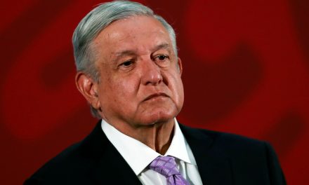 INE aprueba medidas contra AMLO por violencia política de género contra Xóchitl Gálvez
