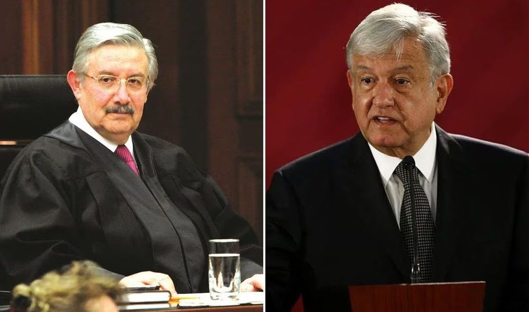 ‘Retrógrado’; AMLO reclama al ministro de la SCJN por frenar libros de la SEP en Coahuila y Chihuahua