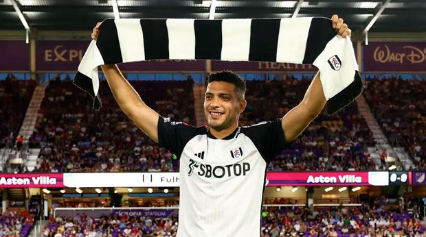 Raúl Jiménez se estrena como goleador del Fulham