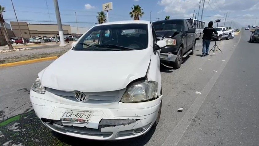 Saltillo: Choque múltiple en el bulevar Fundadores por no guardar distancia