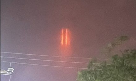 ¿Qué pasó en Tabasco? Aparecen extrañas luces rojas sobre el cielo