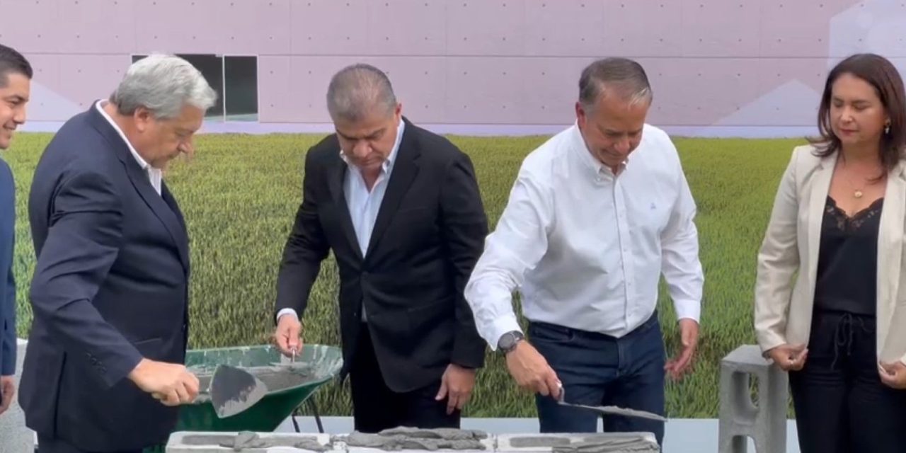 Instala primera piedra de segunda fase de edificio del COECYT