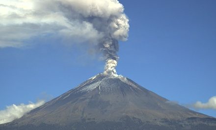 El Popocatépetl muestra reducción en exhalaciones pero persiste actividad sísmica