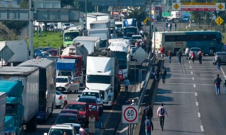 Paro nacional de transportistas en México genera preocupación por impacto en la vida cotidiana