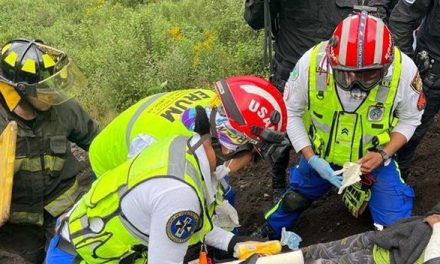 Niño cae al cráter del volcán de Xitle tras asomarse y se encuentra grave