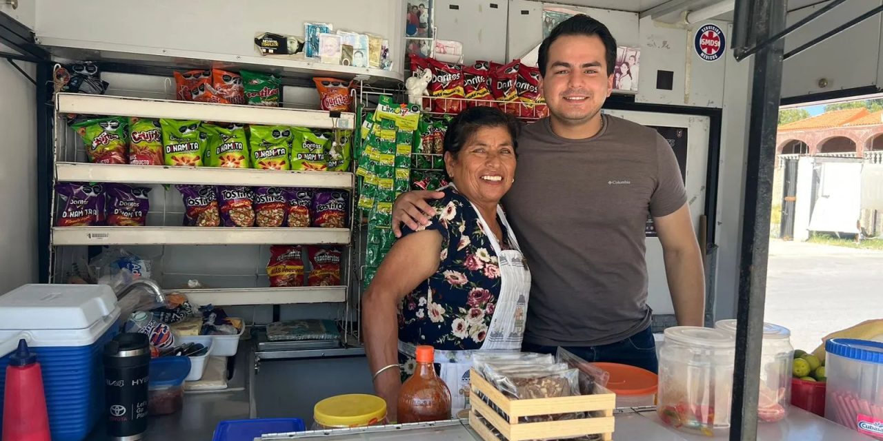 Impulsa regidor el comercio local de Sabinas