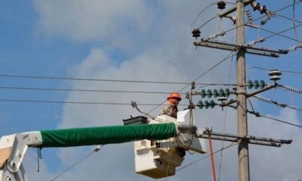 Otra vez dejan sin luz de nueva cuenta al ejido Hércules