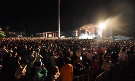 Celebran 105 mil personas con Los Tigres del Norte en Torreón