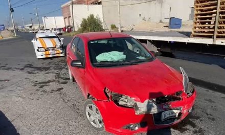 Ignora señal de alto y provoca accidente en Ramos Arizpe