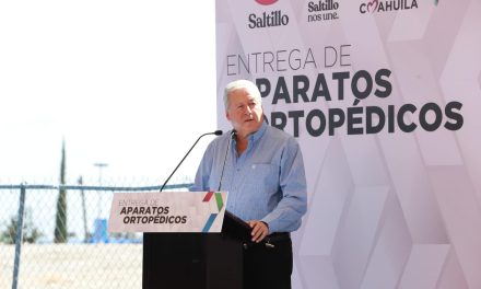 Apoya Alcalde de Saltillo a estudiantes para ir a Canadá