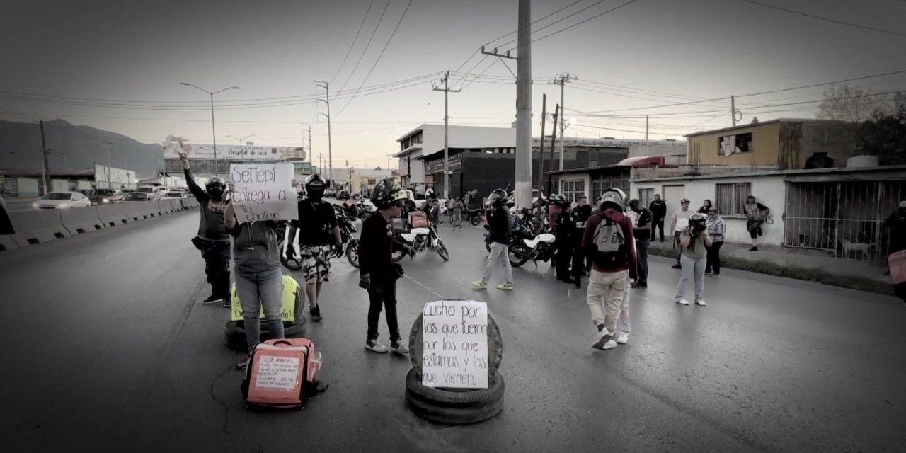 Motociclistas bloquean parcialmente el periférico