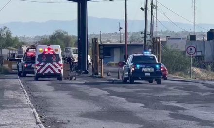 Ladrones desmantelan AHMSA poco a poco sin importar el riesgo