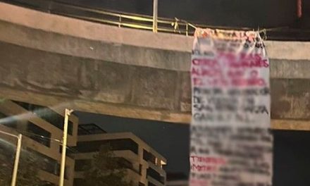 Colocan mantas con amenazas contra grupo delictivo en San Pedro Garza García