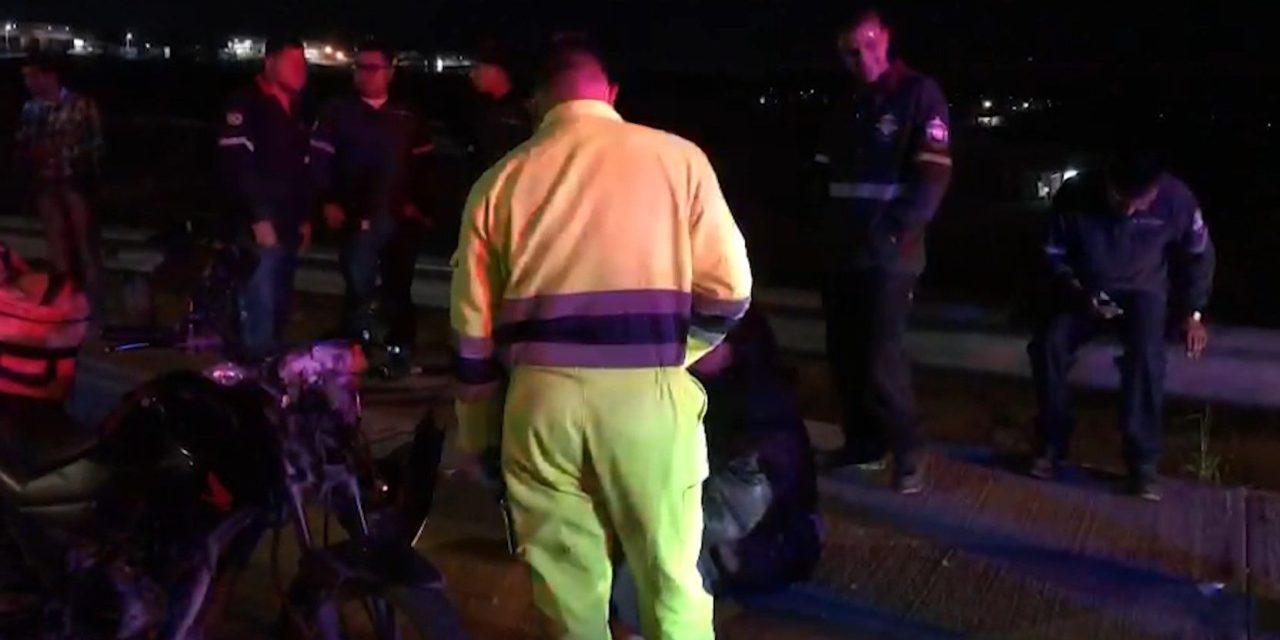 Saltillo: Motociclista lesionado… ¡otra vez! Coche le invadió carril y derrapó