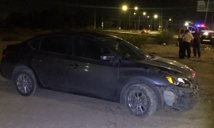 Pierde el control de su unidad y termina accidentado al norte de Saltillo