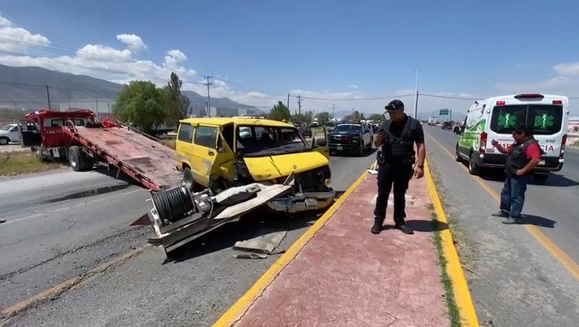 Vagón no guarda distancia y choca contra pipa de gas