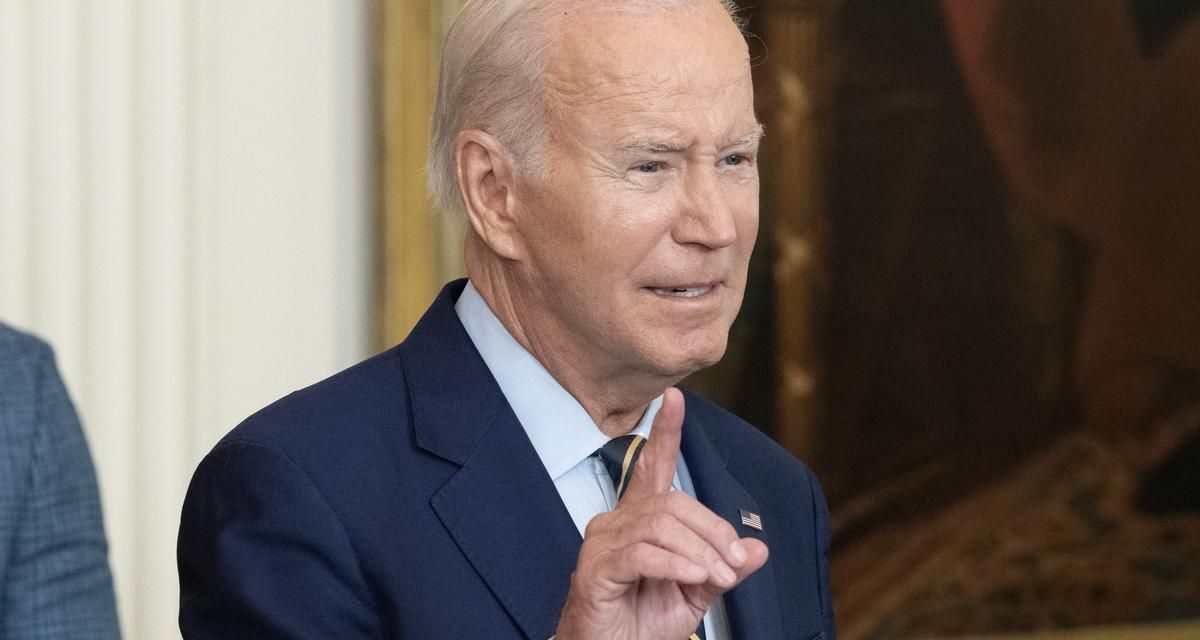 Ordena Joe Biden regular desarrollo de inteligencia artificial