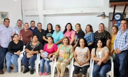 Sabinas: Atiende Diana Haro necesidades de la ciudadanía