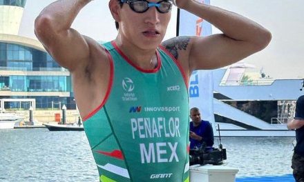 El mexicano Aram Peñaflor obtiene la plata en la Copa Mundial de Triatlón