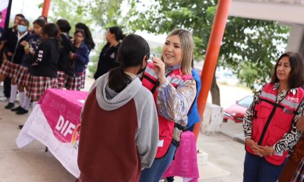 Entregan lentes en el programa ‘Ver Bien Para Aprender Mejor’