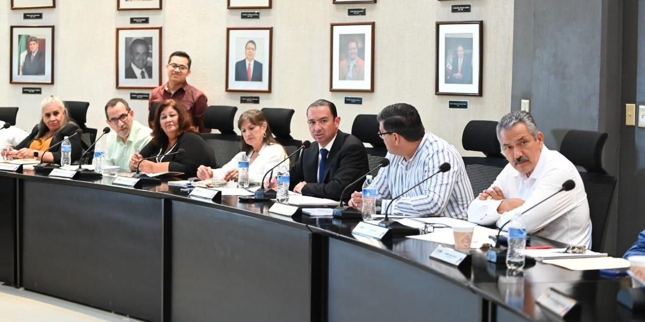 Cabildo de Acuña aprueba finanzas