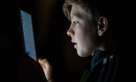 Demandan a Meta en 41 estados de EU por usar tecnología ‘adictiva’ para niños