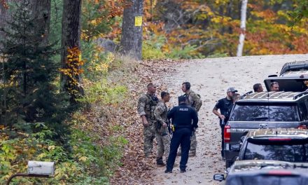 Encuentran el cuerpo del tirador de Maine en una planta donde había trabajado