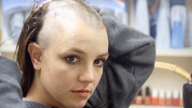 Britney Spears revela la razón por la que se rapó la cabeza