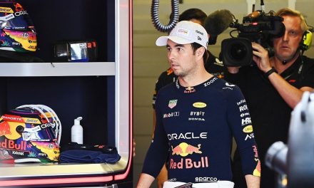 Checo Pérez se disculpa por salida del GP de México y no responsabiliza a Leclerc