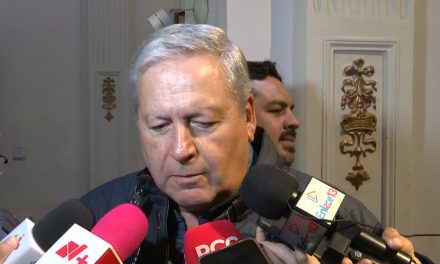 Apoyará Chema Fraustro al Tec de Saltillo con construcción de baños nuevos
