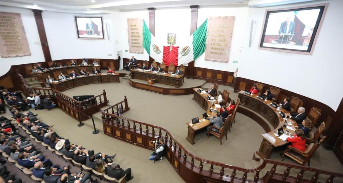 Tania Flores se presenta ante el Congreso de Coahuila