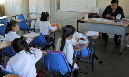 Docentes contribuyeron en indicadores de productividad en Coahuiila