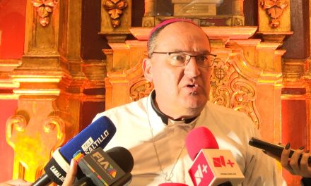 Padres  y maestros deben de trabajar en equipo para evitar actos violentos en instituciones, afirma Obispo