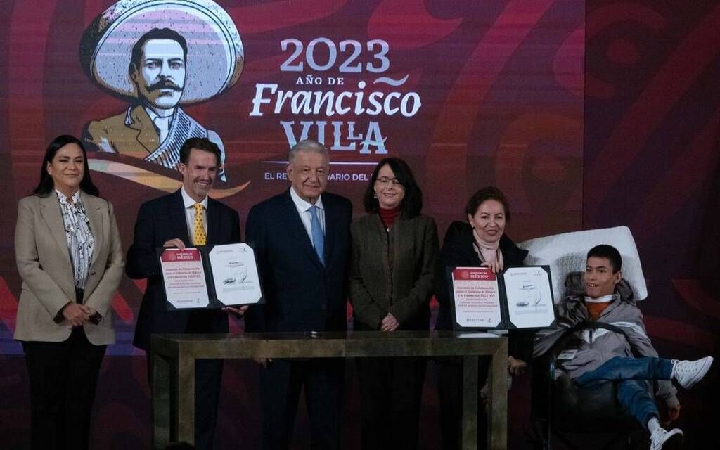 AMLO y el Teletón  firman convenio para brindar apoyo a personas con discapacidad