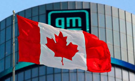 Huelga en GM se extiende a Canadá
