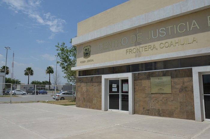 Coahuila: Intendente abusa de menor en Jardín de Niños