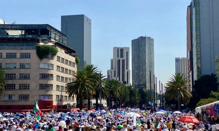 Poder Judicial marcha en la CDMX contra la eliminación de 13 fideicomisos