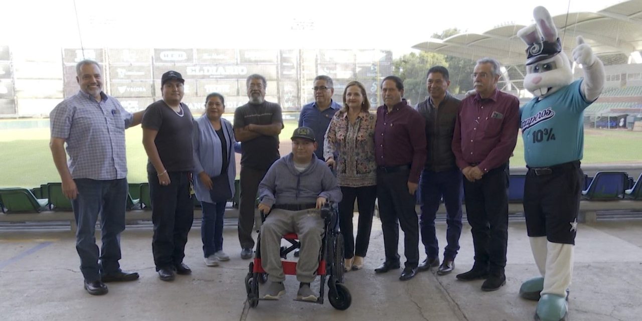 Saltillo: Mejoran calidad de vida de Ángel; dona Club Rotario silla de ruedas eléctrica