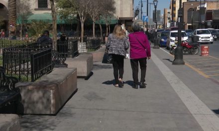 Ofrecen acompañamiento psicológico a mujeres con cáncer de mama en Saltillo
