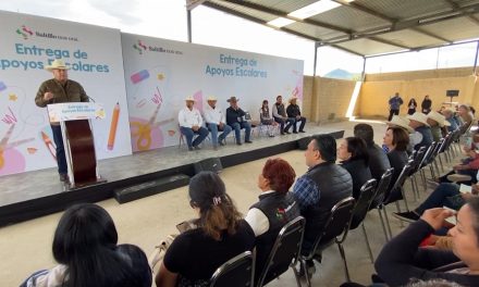 Reciben estudiantes del campo apoyos escolares