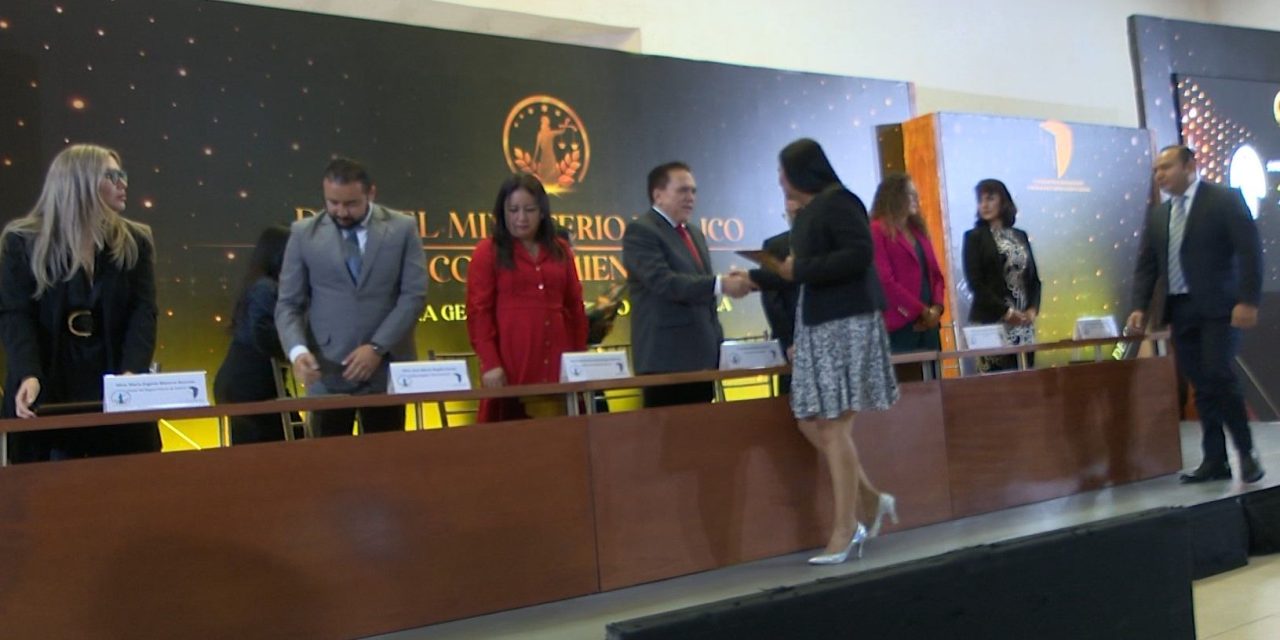 Fiscalía General del Estado entregó reconocimientos en el marco de la celebración del día del Ministerio Público