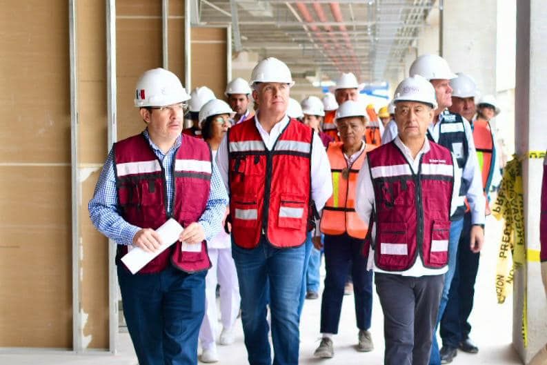 Supervisan avances de nuevo hospital en Torreón