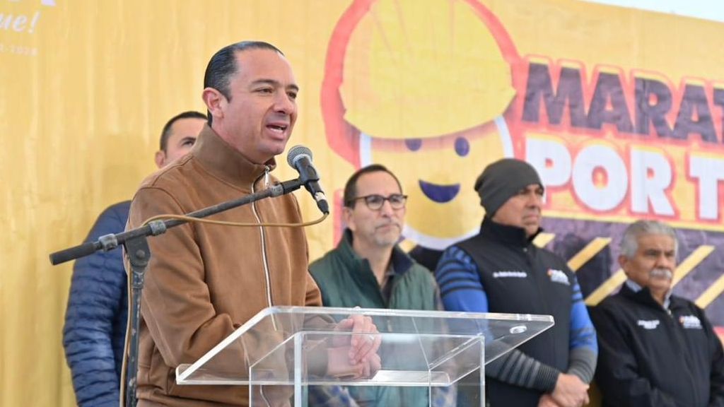 Invierte Acuña en las escuelas