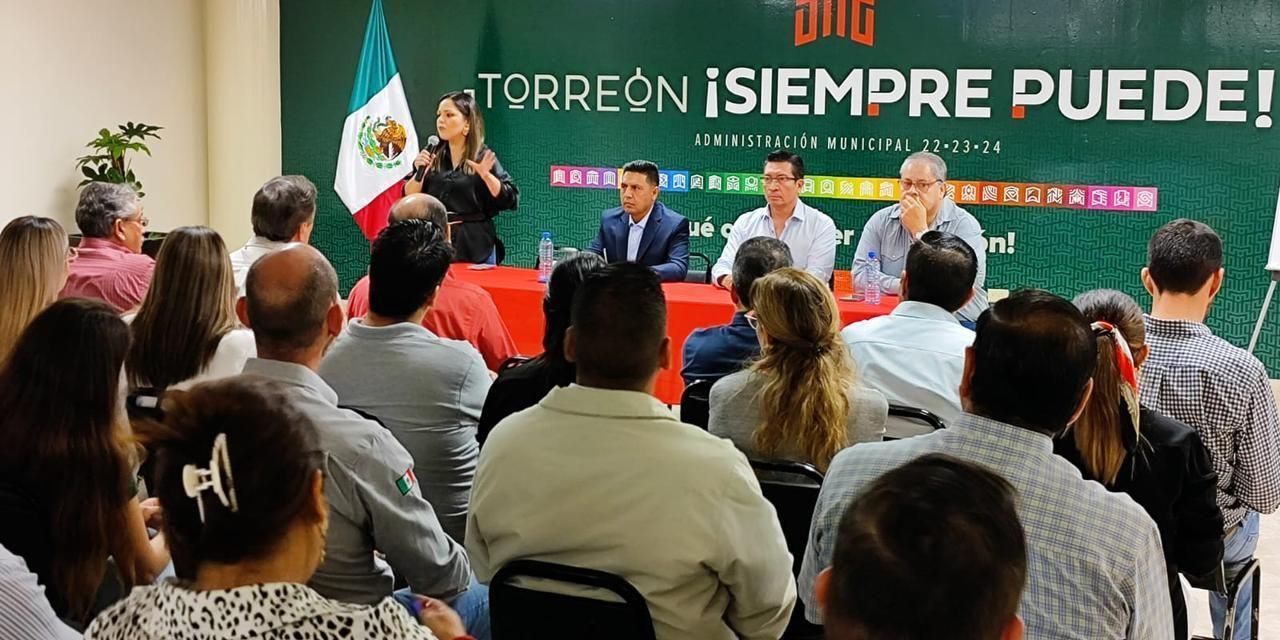 Capacitan a servidores públicos en materia de adquisiciones en Torreón