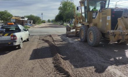 Avanzan trabajos de pavimentación del bulevar Monterreal en Torreón