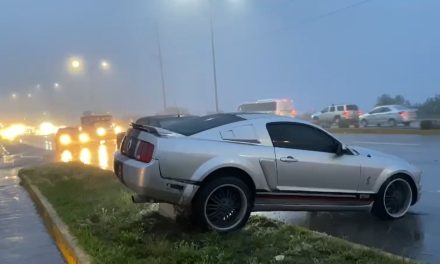 Saltillo: Daños materiales en par de accidentes; Inician el lunes con el píe izquierdo