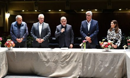 Recibe MARS a nuevo patronato del teatro ‘Isauro Martínez’